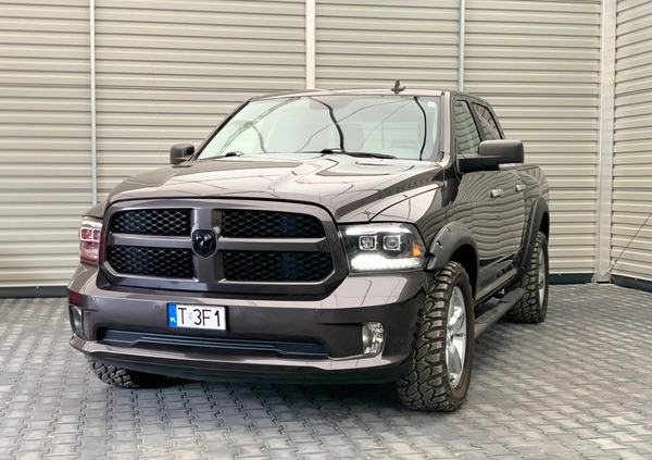 Dodge RAM cena 139000 przebieg: 62745, rok produkcji 2017 z Dobrzany małe 466